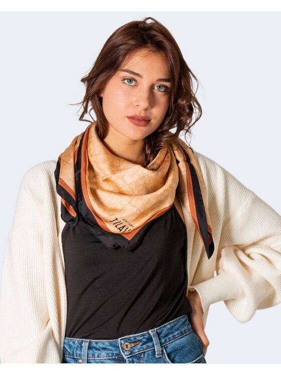 Alviero Martini Prima Classe Alviero Martini Prima Classe Sciarpa K 3190 ALOE Beige