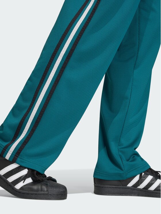adidas adidas Spodnie dresowe 169003 Czarny Loose Fit