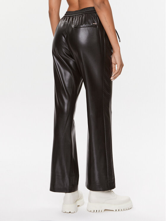 Boss Boss Hose aus Kunstleder Tareta 50504046 Schwarz Relaxed Fit