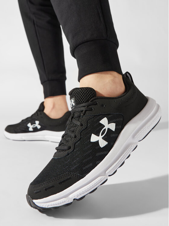 Under Armour Under Armour Bėgimo batai UA Charged Assert 10 3026175-001 Juoda