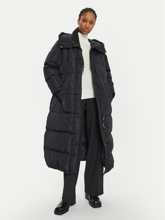 Weekend Max Mara Weekend Max Mara Vatovaná bunda Dolly 2425496052 Černá Relaxed Fit