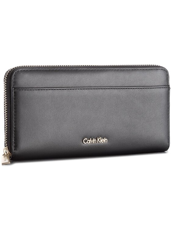 Calvin Klein Calvin Klein Denarnica Compact Large Ziparo K60K604353 Črna