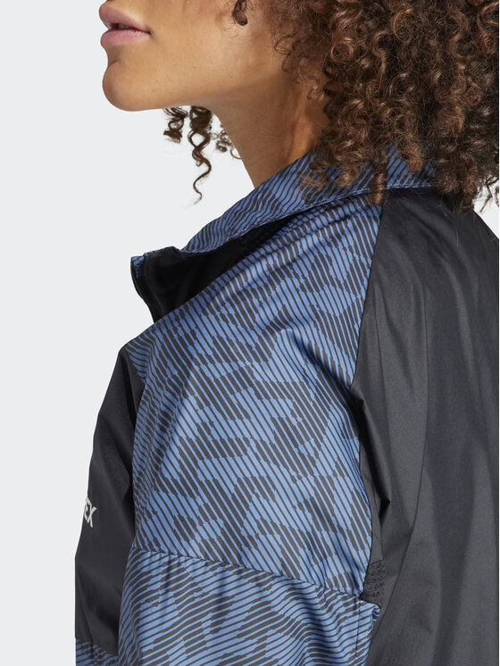 adidas adidas Větrovka Terrex Trail Running Windbreaker IA1808 Modrá Regular Fit