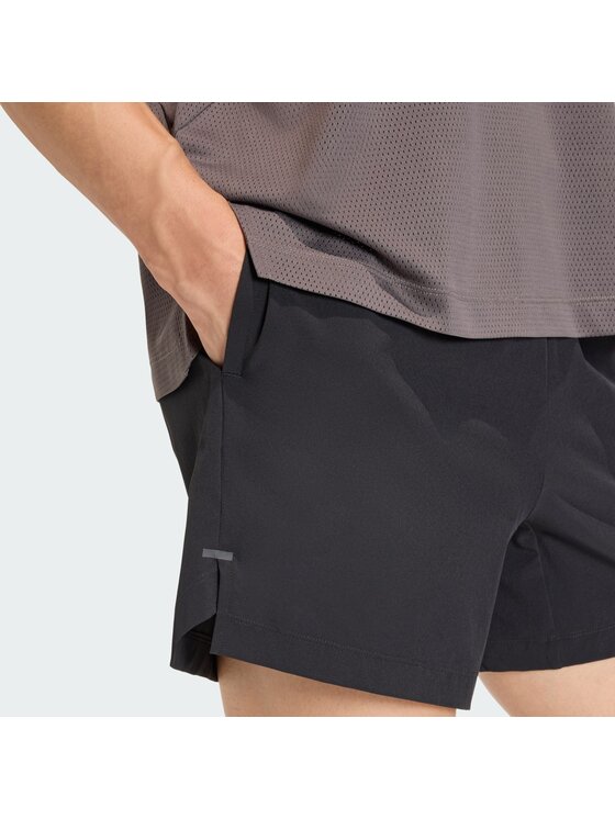 adidas adidas Szorty sportowe 158896 Czarny Regular Fit