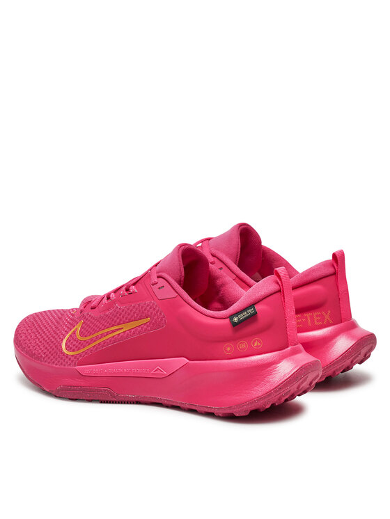 Nike Nike Маратонки за бягане Nike Juniper Trail 2 GORE-TEX Розов
