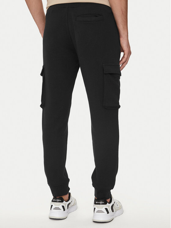 Guess Guess Melegítő alsó Aldwin Z4YB08 KAIJ1 Fekete Regular Fit