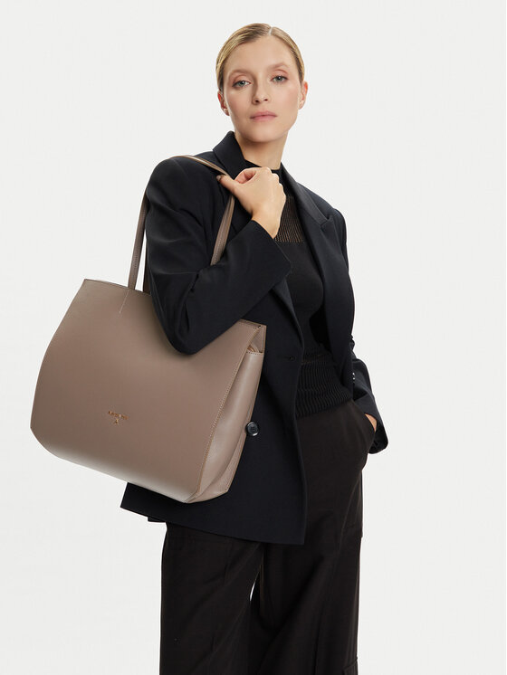 Patrizia Pepe Geantă 8B0235/L001-B744 Maro