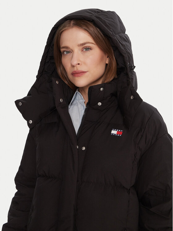 Tommy Jeans Tommy Jeans Vatovaná bunda Alaska DW0DW21977 Čierna Relaxed Fit