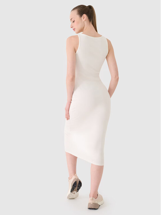 4F 4F Úpletové šaty 4FRSS25TDREF180-11S Biela Slim Fit