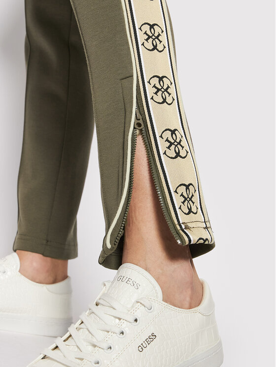 Pantaloni da tuta V2RB26 KA3P1 Verde Regular Fit