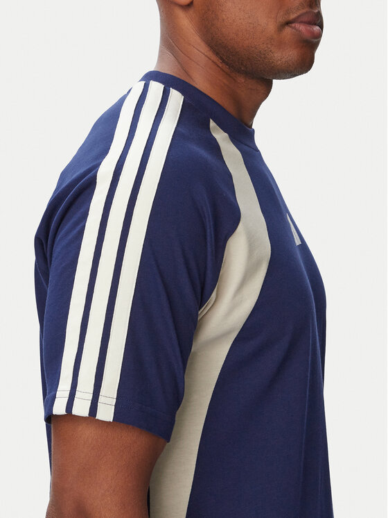 adidas adidas Тишърт Seasonal Essentials Colorblock KF4193 Син Regular Fit