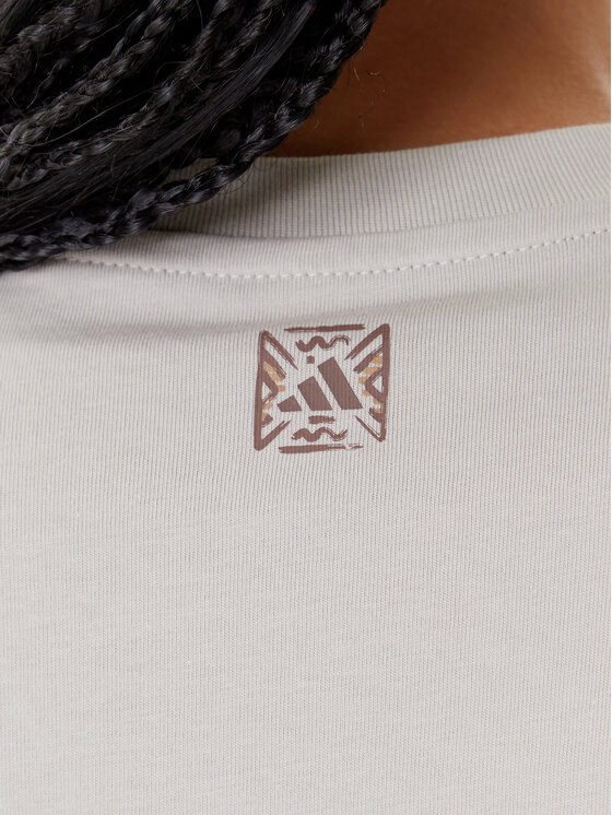 adidas adidas T-Shirt Animal Graphic JM4423 Beżowy Regular Fit