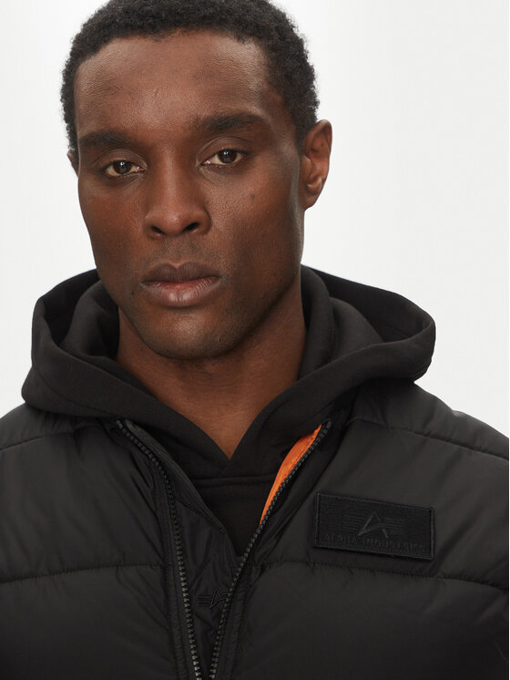Alpha Industries Alpha Industries Αμάνικο Μπουφάν 118109 Μαύρο Regular Fit
