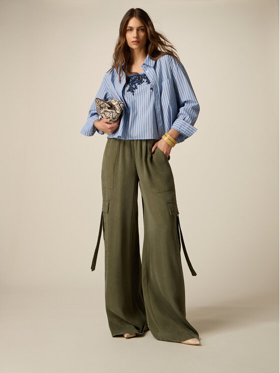 Oltre Oltre Pantaloni di tessuto P007J002659N035 Verde Baggy Fit