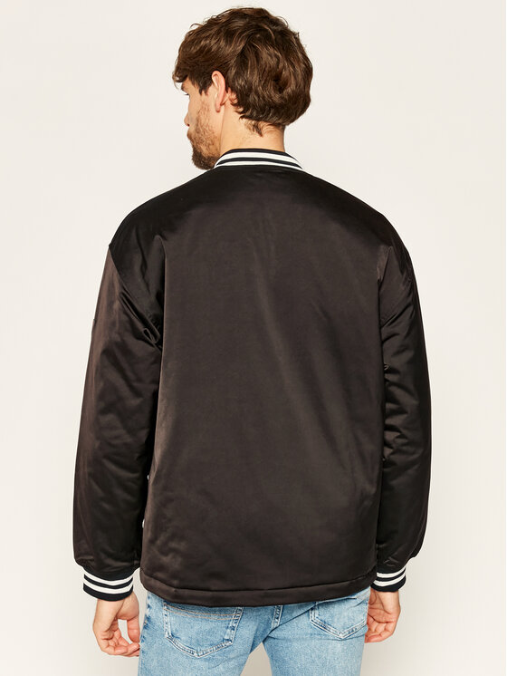 Guess Guess Куртка бомбер New Varsity M0YL52 WD300 Чорний Regular Fit