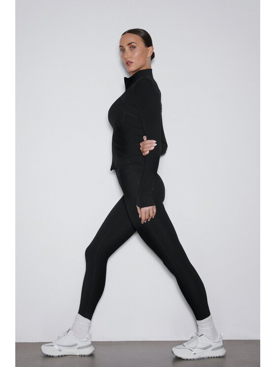 Estro Estro Súprava mikina a legíny ER00119509 Čierna Slim Fit