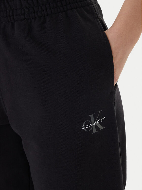 Calvin Klein Jeans Calvin Klein Jeans Παντελόνι φόρμας Foil Monologo LV047E826G Μαύρο Regular Fit