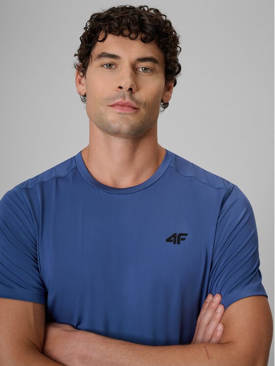 4F 4F Koszulka techniczna BASIC+ Niebieski Regular Fit