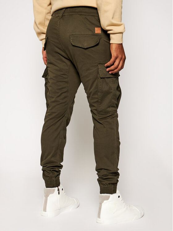 Alpha Industries Alpha Industries Jogging hlače Airman 188201 Zelena Tapered Fit