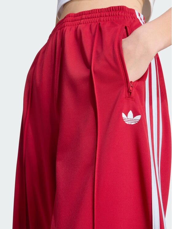 adidas adidas Spodnie dresowe 159027 Czerwony Loose Fit