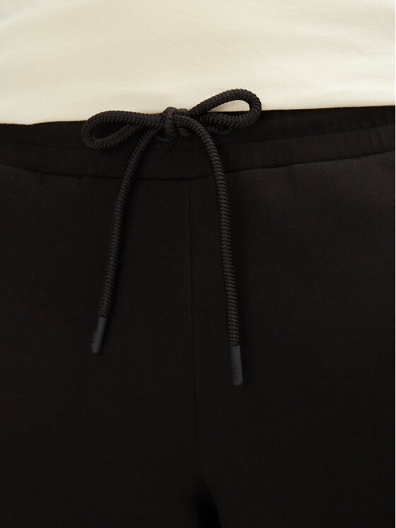 EA7 Emporio Armani EA7 Emporio Armani Спортни шорти 7M000095 AF12116 UC001 Черен Regular Fit