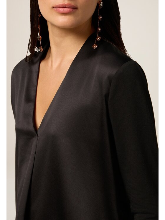 Oltre Oltre T-shirt G388J004175N033 Nero Regular Fit