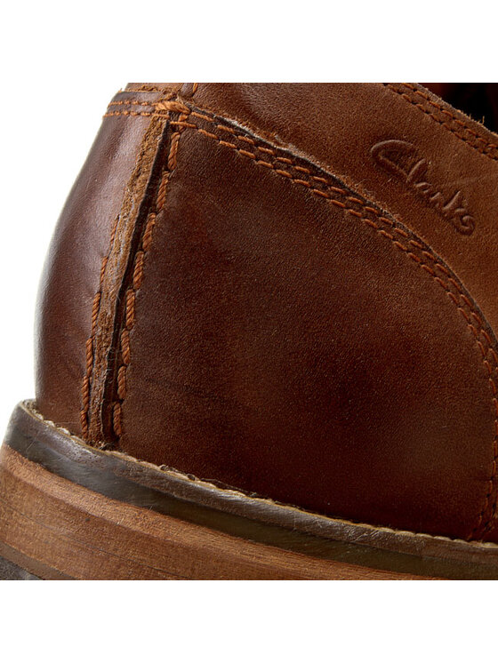 Clarks Chaussures basses Exton Walk 261077457 Marron Modivo