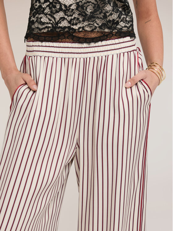 Motivi Motivi Pantaloni di tessuto P016W000857N001 Crema Over Fit