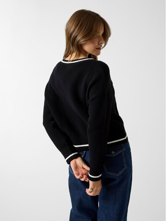 Guess Jeans Guess Jeans Svetr 183557 Černá Classic Fit