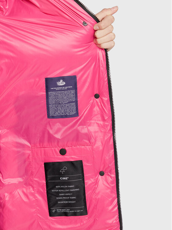 Add Add Pernata jakna 6AW775 Crna Regular Fit