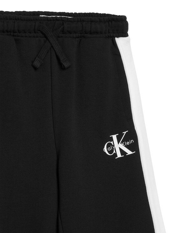 Calvin Klein Jeans Calvin Klein Jeans Treniņtērps LVCKTJI12G Melns Regular Fit