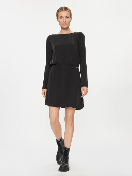 Calvin Klein Jeans Calvin Klein Jeans Cocktail obleka Open Back Dress J20J222534 Črna Regular Fit