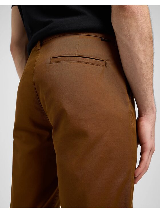 Lee Lee Chinosy REGULAR CHINO Brązowy Straight Fit