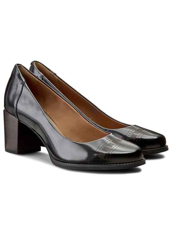 Clarks tarah hot sale sofia