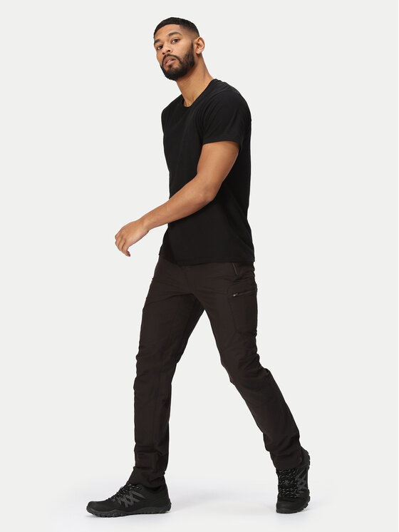 Regatta Regatta Штани outdoor Highton RMJ216 Чорний Regular Fit