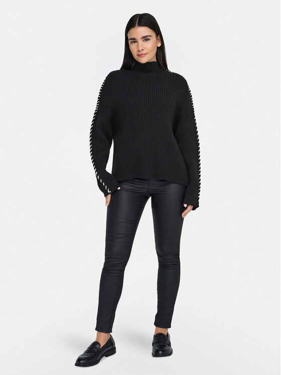 ONLY ONLY Rolák Queenie 15330680 Čierna Loose Fit