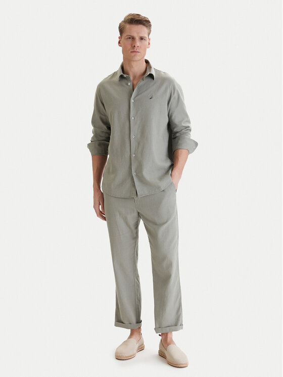Nautica Nautica Hlače iz tkanine W126-NAMTR-1022-34X Zelena Relaxed Fit