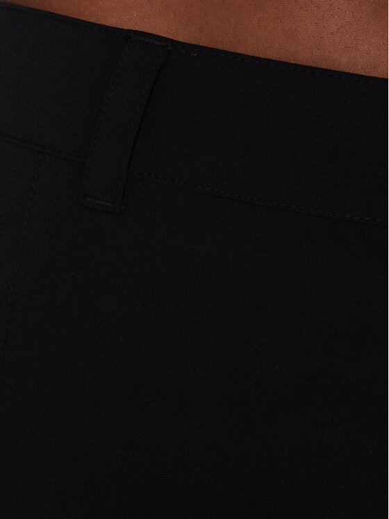Halti Halti Спортивні шорти Reissu 064-0378 Чорний Regular Fit