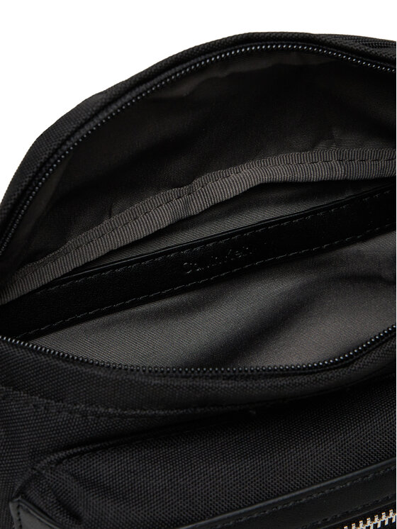 Calvin Klein Calvin Klein Чанта за кръст Contrast Belt Bag LV04D3073G Черен