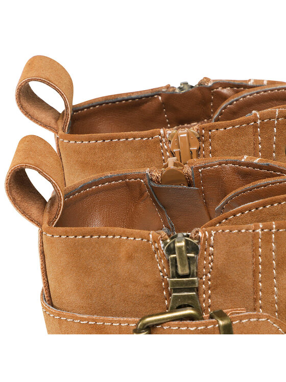 Clara Barson Clara Barson Traperid WS2702-10 Pruun