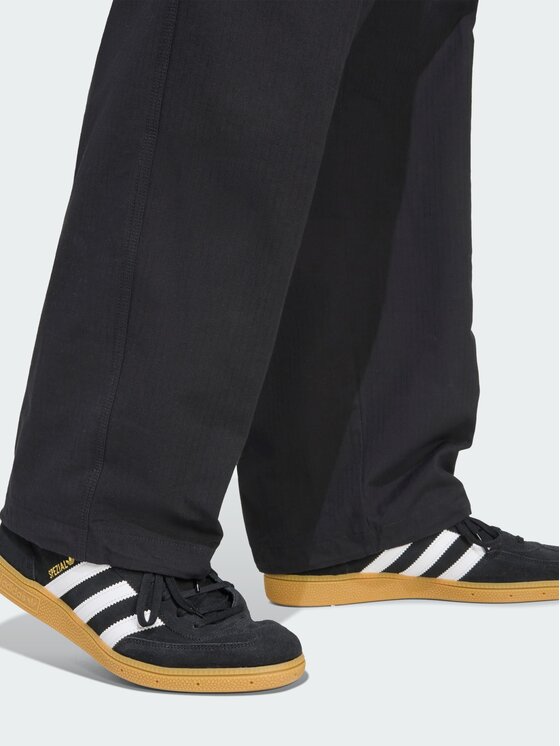 adidas adidas Spodnie cargo Trefoil Essentials Woven Czarny Loose Fit