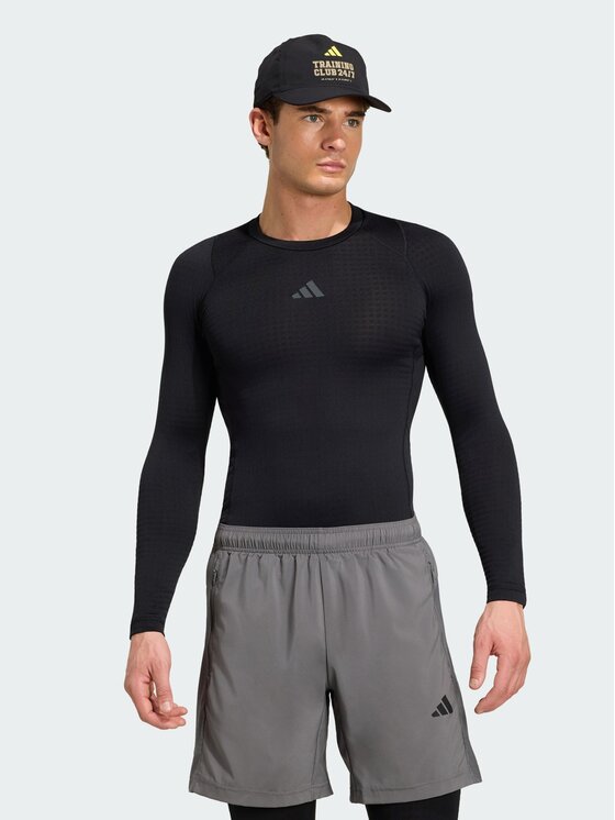 adidas adidas Koszulka techniczna 165317 Czarny Fitted Fit