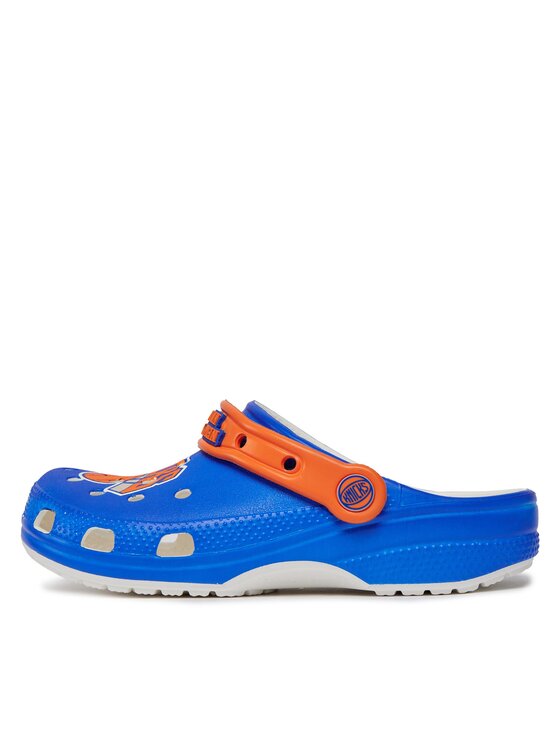 Crocs Crocs Klapki Crocs Classic Nba New York Knicks Clog 208862 Biały