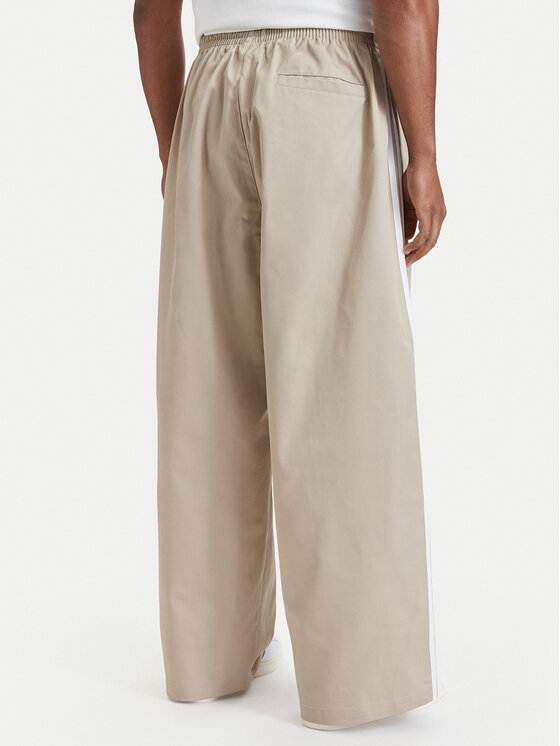 adidas adidas Спортивні штани Adicolor Sst Cotton Twill Trousers KR1385 Бежевий Relaxed Fit