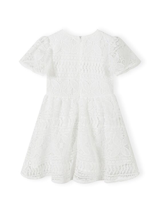 minoti minoti Sukienka elegancka 22party42 Biały Regular Fit