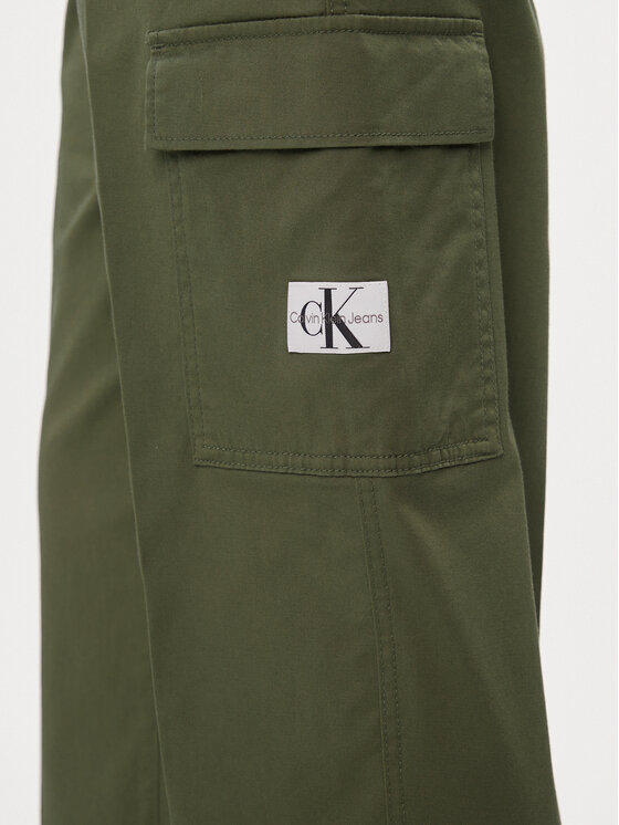 Calvin Klein Jeans Calvin Klein Jeans Hlače iz tkanine J20J221297 Zelena Straight Fit
