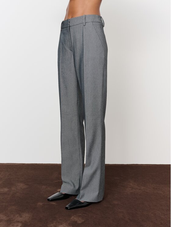 La Mania La Mania Spodnie dresowe NELLY Szary Classic Fit
