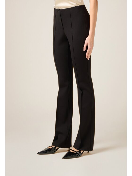 Oltre Oltre Pantaloni di tessuto P070R008830N033 Nero Flare Fit