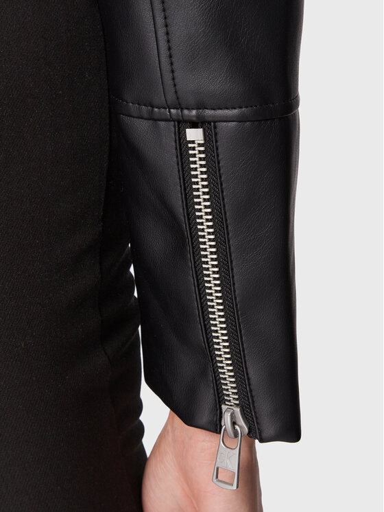 Calvin Klein Jeans Calvin Klein Jeans Jacke aus Kunstleder J20J220507 Schwarz Regular Fit