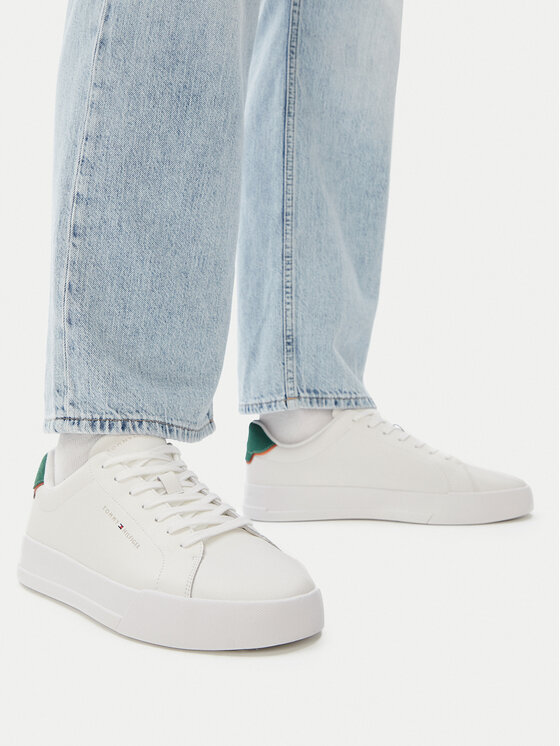 Tommy Hilfiger Tenisice Th Court Core Ess Leather FM0FM05367 Bijela